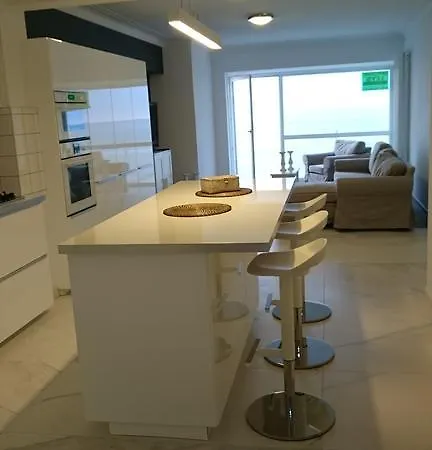 Lounge Zeedijk 奥斯滕德